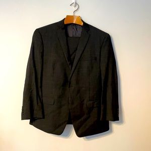 Joseph abboud charcoal suit 44R